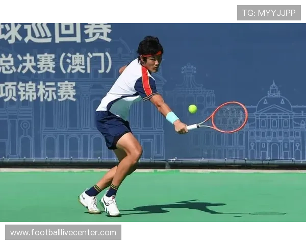 网球赛事激战正酣 世界顶级球员争夺年终总决赛冠军荣耀