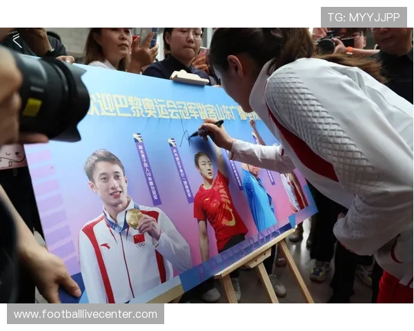 赛场背后的故事：运动员心路历程与奋斗瞬间